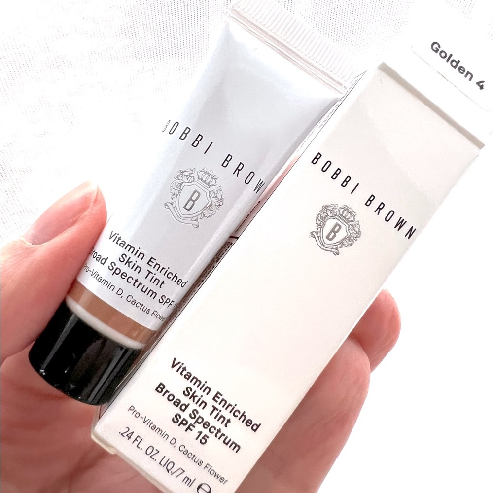 5 for 25⚡️Bobbi Brown Golden 4 Skin Tint Vitamin Enriched Tinted Moisturizer 7ml